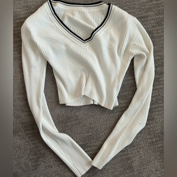 White long sleeve crop top - Picture 1 of 1